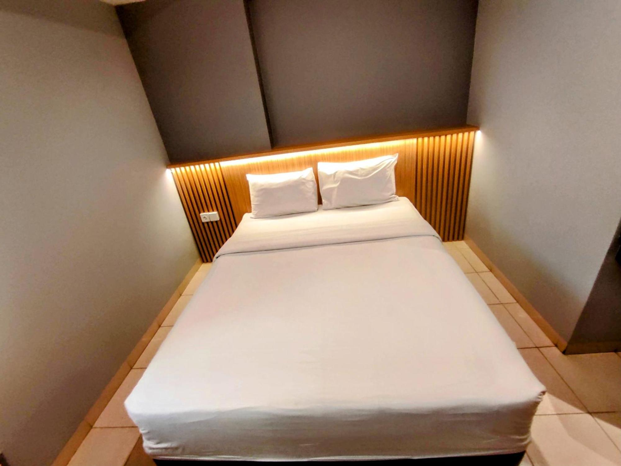 Studio One Thamrin Hotel Jakarta Exterior foto