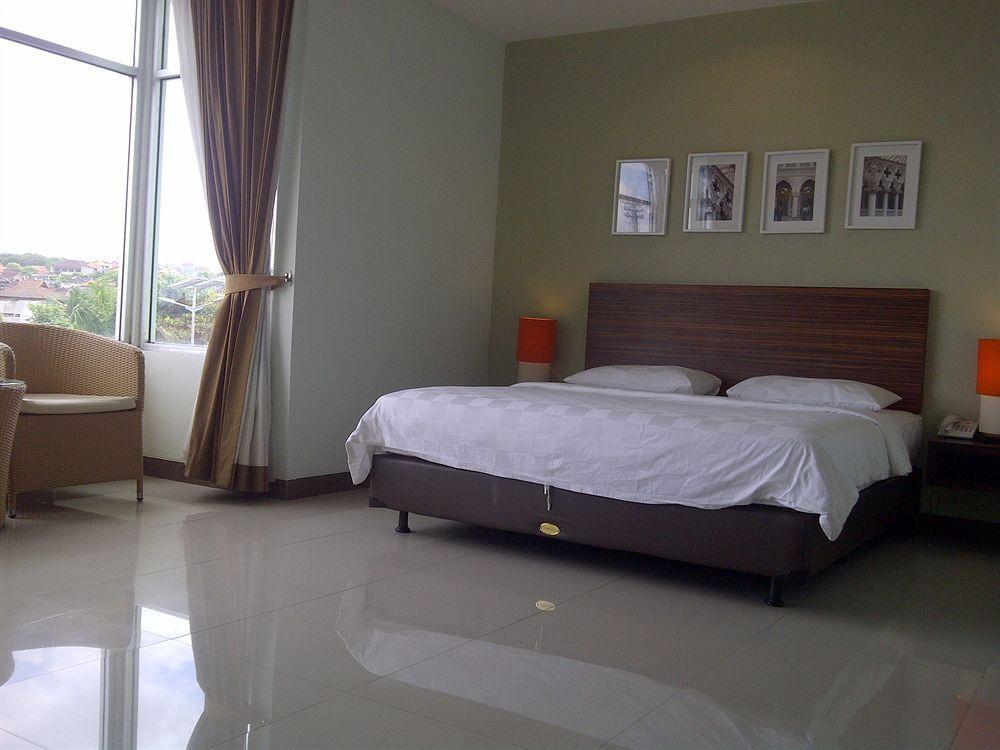 Studio One Thamrin Hotel Jakarta Exterior foto