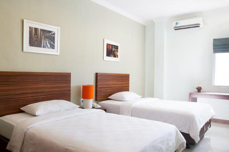 Studio One Thamrin Hotel Jakarta Exterior foto